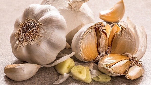 Come un diente de ajo diario