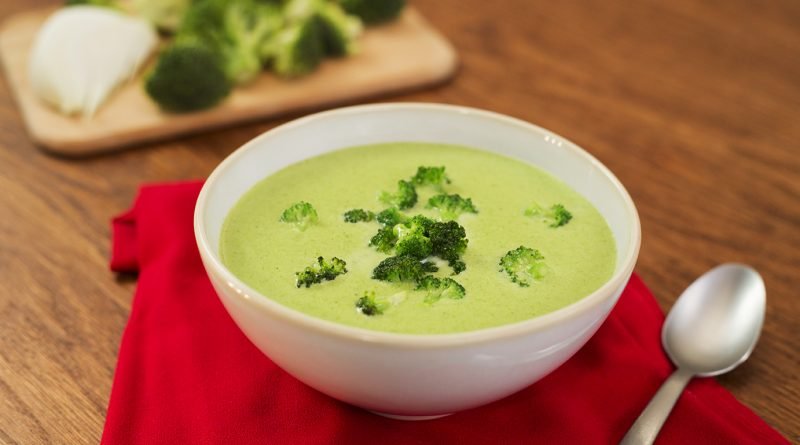 SOPA FRÍA DE BRÓCOLI